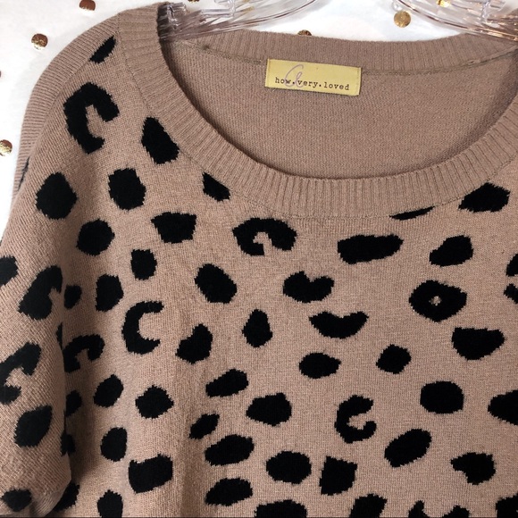 🥳 3/$25 Leopard Animal Print Pullover Sweater C56 - Picture 2 of 5